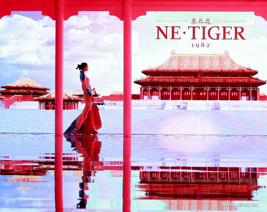 Comienza la Semana de la Moda de China en Pekín