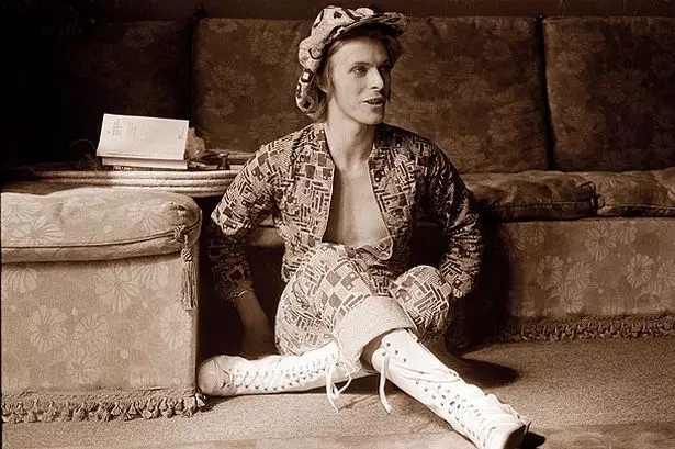 Muere leyenda pop británica David Bowie a los 69 a?os de edad