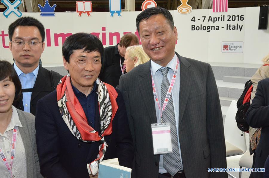 El escritor chino Cao Wenxuan gana premio Hans Christian Andersen de literatura infantil