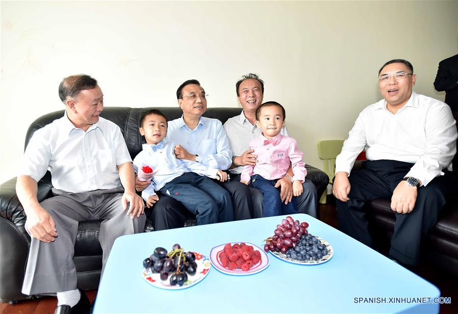 PM chino concluye visita a Macao y anuncia apoyos