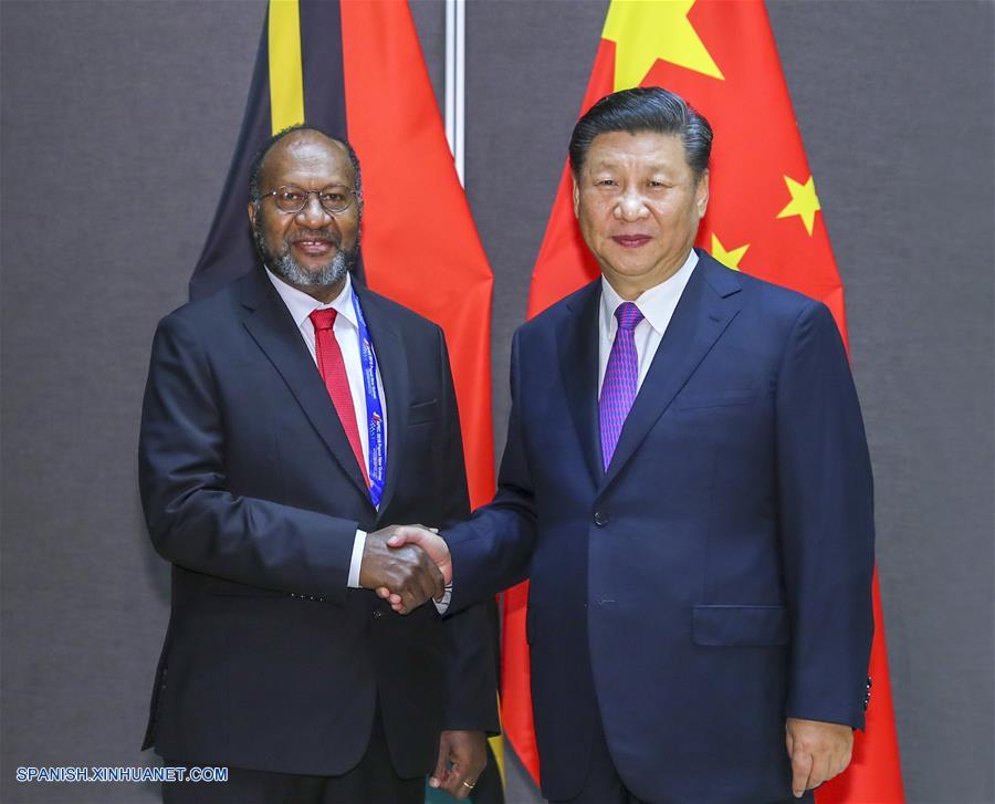 Xi se reúne con líderes de países insulares del Pacífico para impulsar cooperación de Franja y Ruta