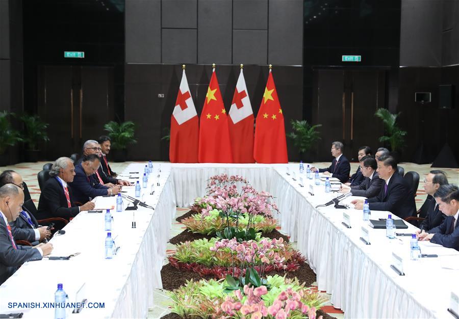 Xi se reúne con líderes de países insulares del Pacífico para impulsar cooperación de Franja y Ruta