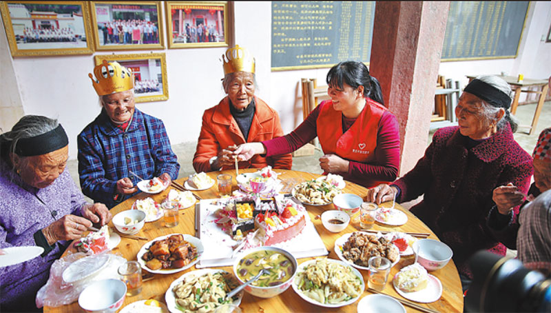 Condado muestra camino para ganar batalla de pobreza