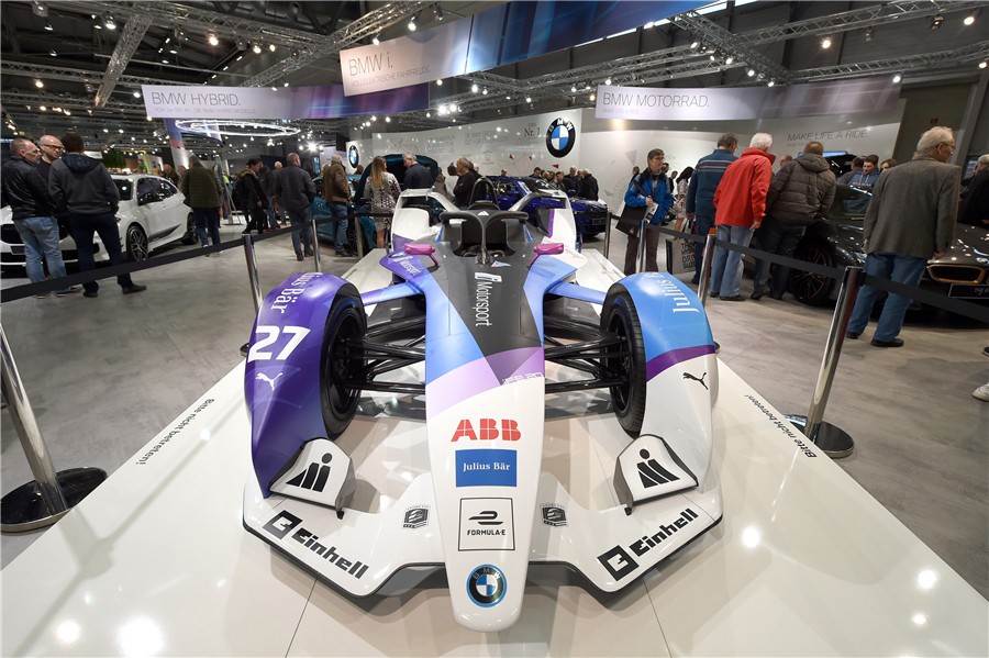 Los vehículos eléctricos de China brillan en el Salón del Automóvil de Viena 2020 