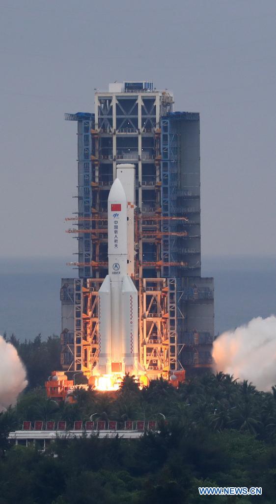 China lanza módulo central de estación espacial Tianhe