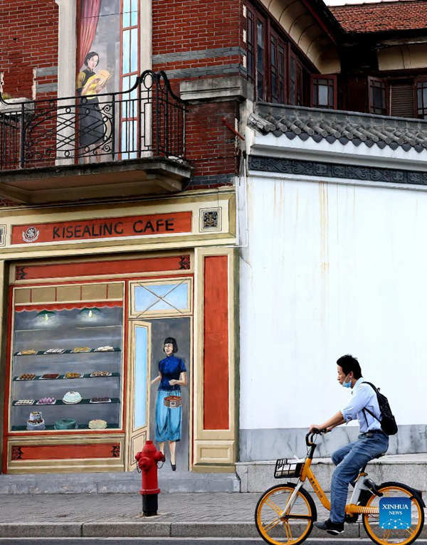 Pinturas murales en la zona antigua de Shanghai