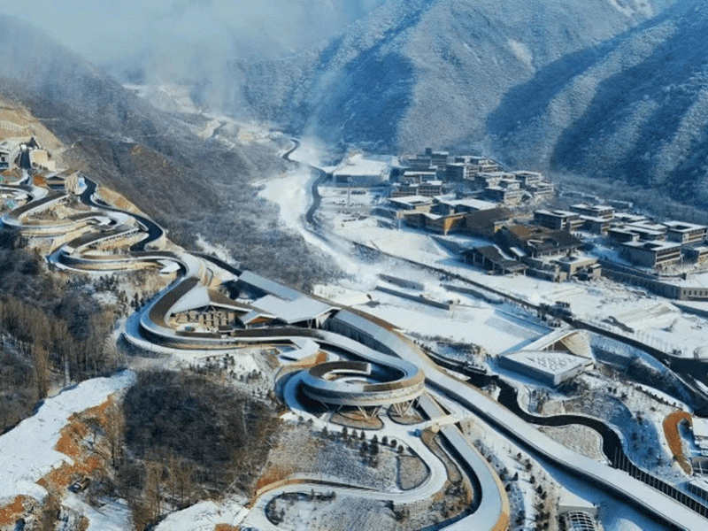 El equipo de esquí de campesinos de Beijing participa activamente en los Juegos Olímpicos de Invierno