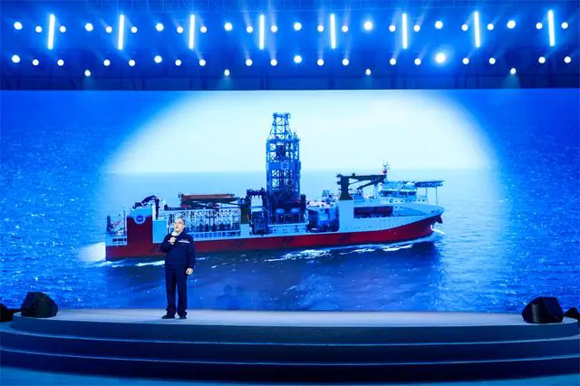 Lanzamiento de la campa?a publicitaria en línea