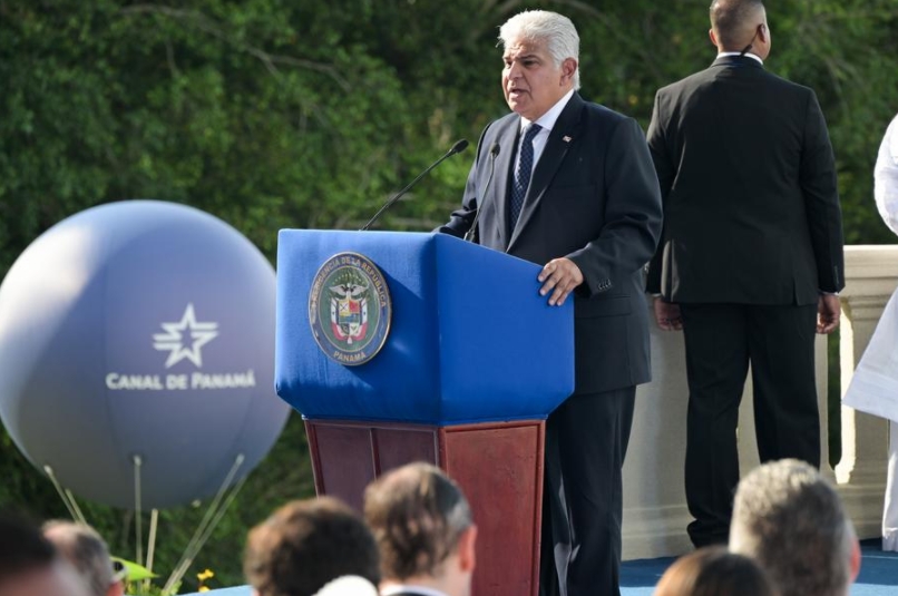 Imagen del 31 de diciembre de 2024 del presidente paname?o, José Raúl Mulino, pronunciando un discurso durante una ceremonia para celebrar el 25° aniversario de la devolución del Canal de Panamá, en la Ciudad de Panamá, Panamá. (Xinhua/Chen Haoquan)