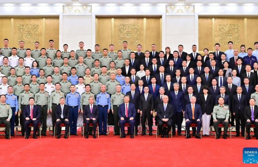 Conmemoraciones de Día de la Victoria en China fortalecen confianza en avance de revitalización nacional, afirma Xi