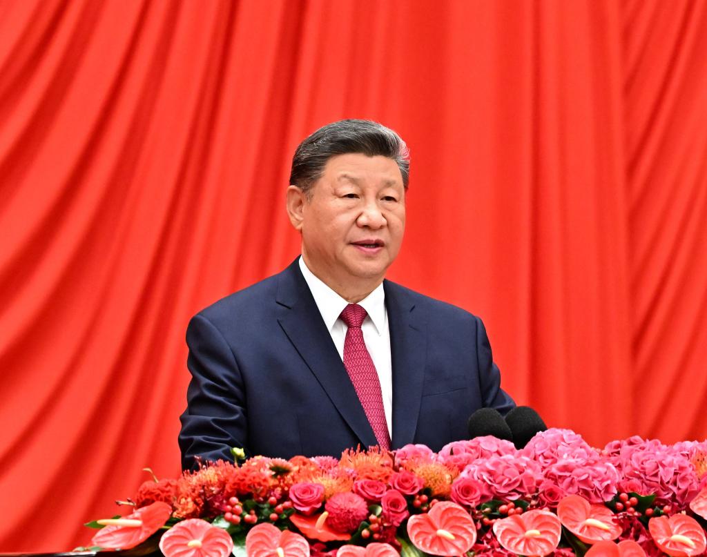 Xi hace llamado a avanzar con determinación en modernización china